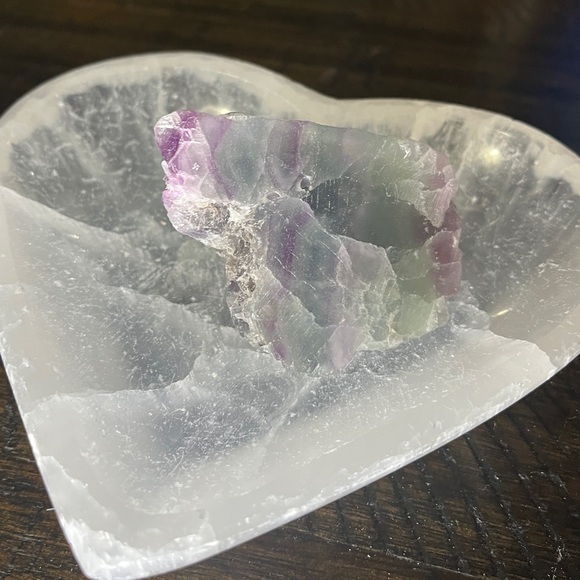 Big Raw Fluorite Piece - Picture 6 of 6